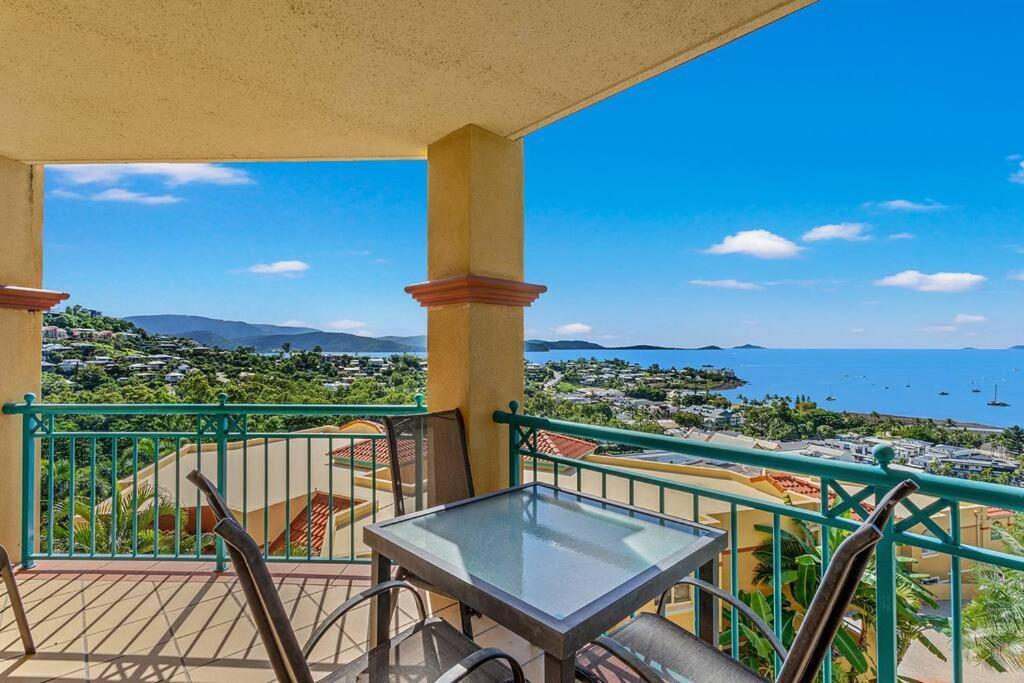 Turquoise Views Appartement Airlie Beach Buitenkant foto